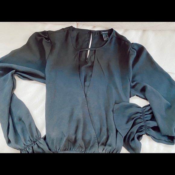 BLACK SHEER BLOUSE - Picture 1 of 2